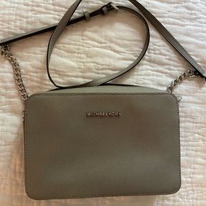 Michael Kors grey purse